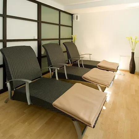 Dolce Appartement-fewo 4-bettwohnung Alphubel By Interhome Appartement *